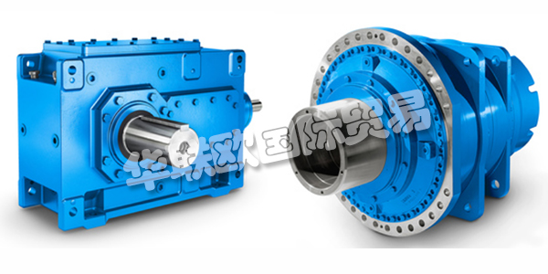 FLENDER斜齒輪減速機(jī)是世界上使用最廣泛的工業(yè)齒輪箱。它涵蓋了從多方面的通用齒輪箱產(chǎn)品組合到特定應(yīng)用的齒輪箱和特定于客戶的解決方案。FLENDER可以為客戶提供斜齒輪減速機(jī)系列中最適用于應(yīng)用的解決方案，從而滿足了工業(yè)和原材料提取中眾多應(yīng)用中幾乎所有與驅(qū)動(dòng)相關(guān)的需求。下文為您介紹FLENDER齒輪箱。