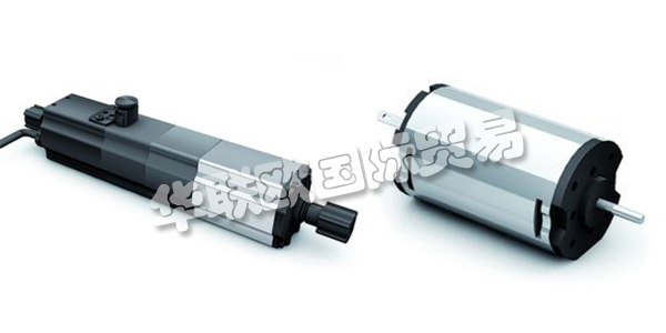 德恩科是世界一流的運(yùn)動(dòng)控制領(lǐng)域供應(yīng)商，它提供的優(yōu)質(zhì)的傳動(dòng)控制解決方案，滿足了客戶對(duì)成本和可靠性日益增長的需求。標(biāo)準(zhǔn)化的電機(jī)、齒輪箱和模塊化配件的高度靈活性使?jié)M足客戶特定需求的完美運(yùn)動(dòng)解決方案成為可能。對(duì)客戶來說，這意味著更好的質(zhì)量控制，降低庫存和減少生產(chǎn)時(shí)間。德恩科對(duì)促進(jìn)可持續(xù)發(fā)展一直非常重視。因此，他們特別致力于注意對(duì)環(huán)境保護(hù)而選擇和使用高效和節(jié)能的原材料來進(jìn)行生產(chǎn)。早在2002年，德恩科就通過了ISO14001環(huán)境質(zhì)量體系認(rèn)證。下文為您介紹德恩科電機(jī)。